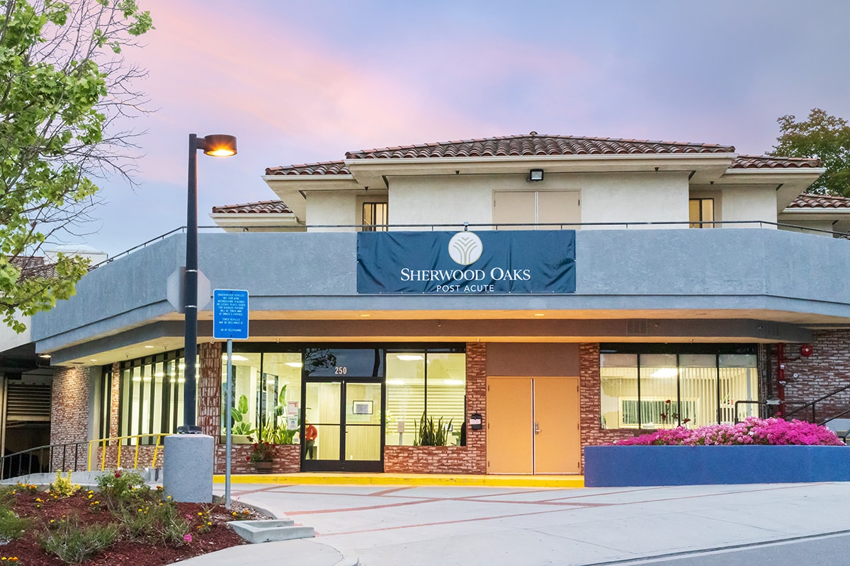 Sherwood Oaks exterior